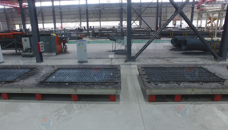 PC固定模臺生產線